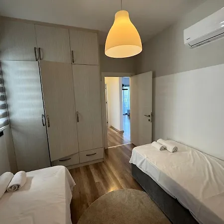 Apartman Caesar Long Ajía Marína